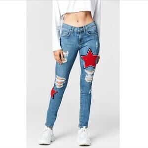 CARMAR - KAVERI RYAN JEAN WITH TWO RED STAR